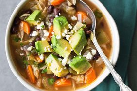 Sopa de verduras picante para perder peso
