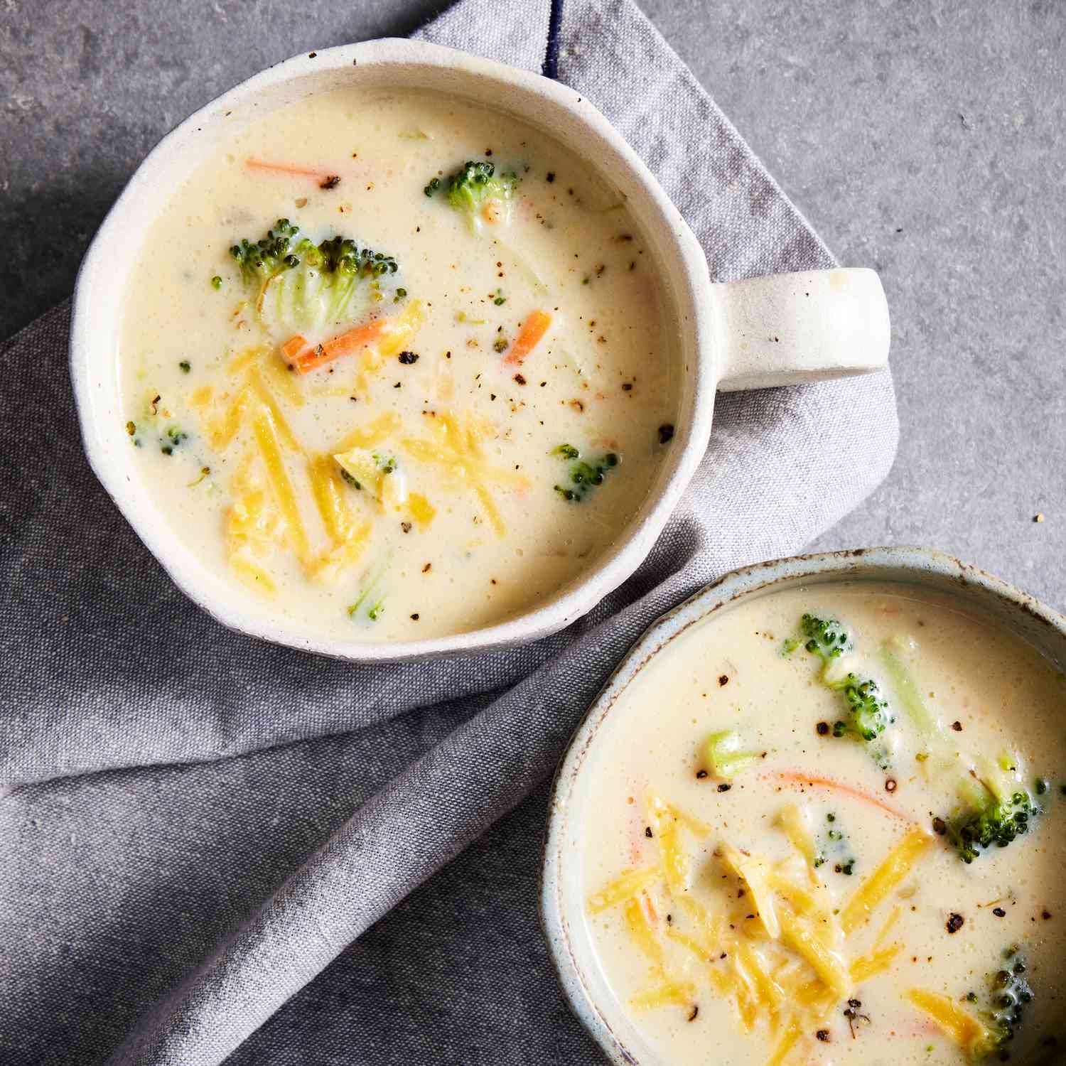Foto de receta de la sopa de cheddar de Panella brócoli.