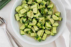 Foto de receta de ensalada de pepino que se puede hacer en 10 minutos