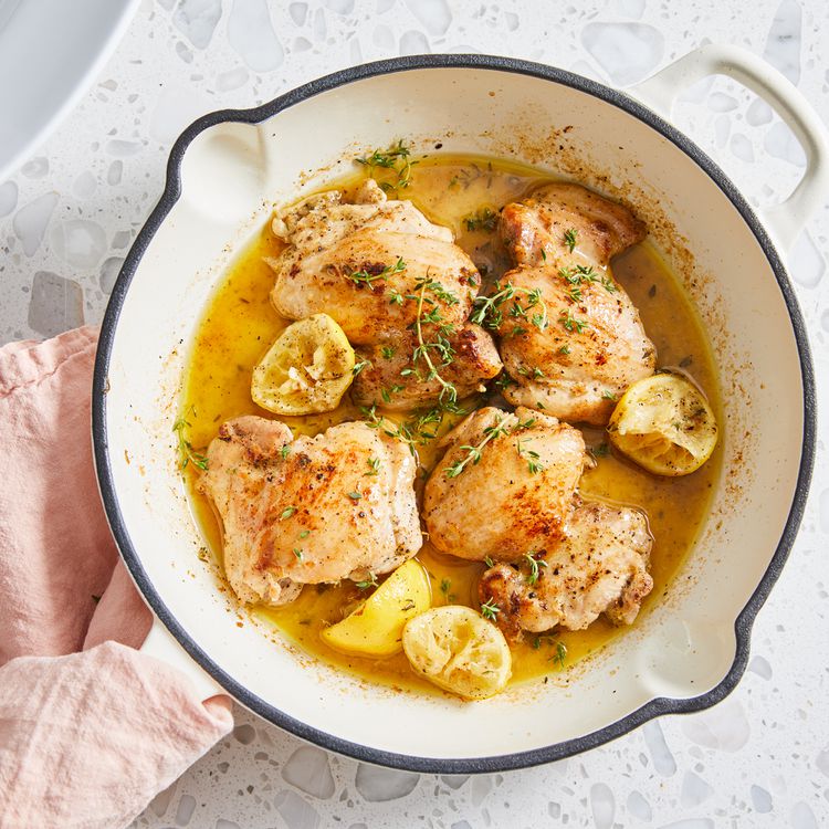 Foto de receta de cazuela de pollo deshuesado con limón y ajo