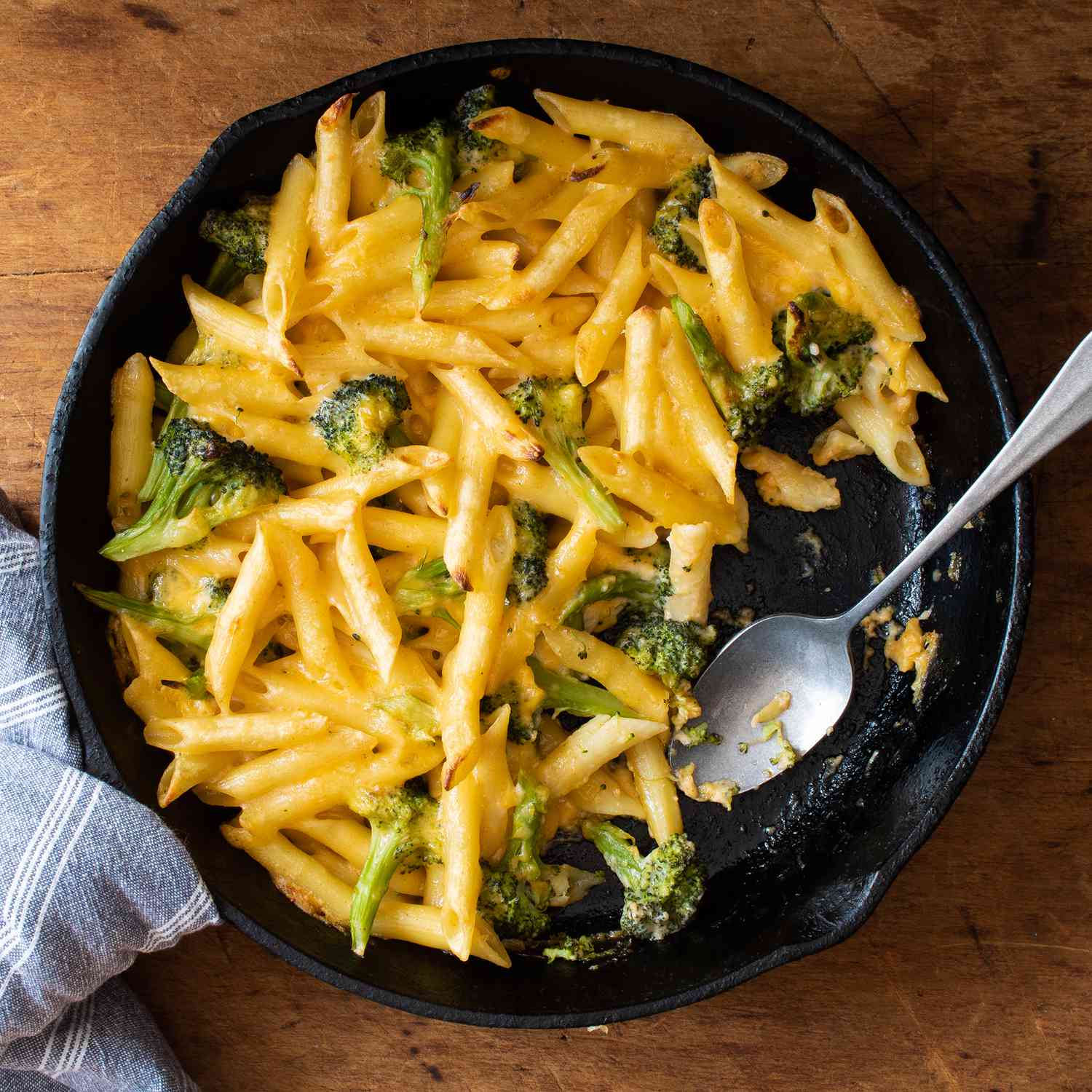 Paso 9: sartén de queso brócoli y queso cheddar macarrones con queso