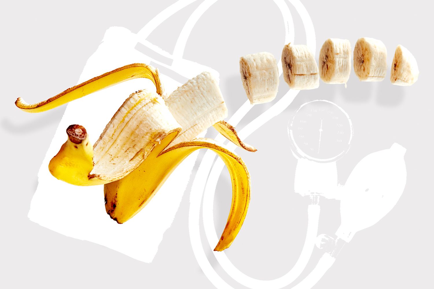 Por supuesto, puedes disfrutar de los plátanos simplemente pelando y comiendo sobre la marcha. Hacer cremas de cereza y flores de proteínas de chocolate puede aumentar aún más el potasio.
