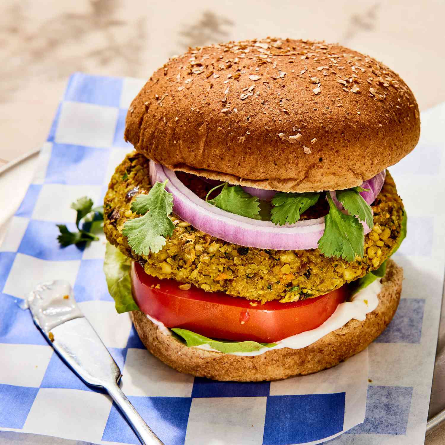 Foto de receta de hamburguesa vegana